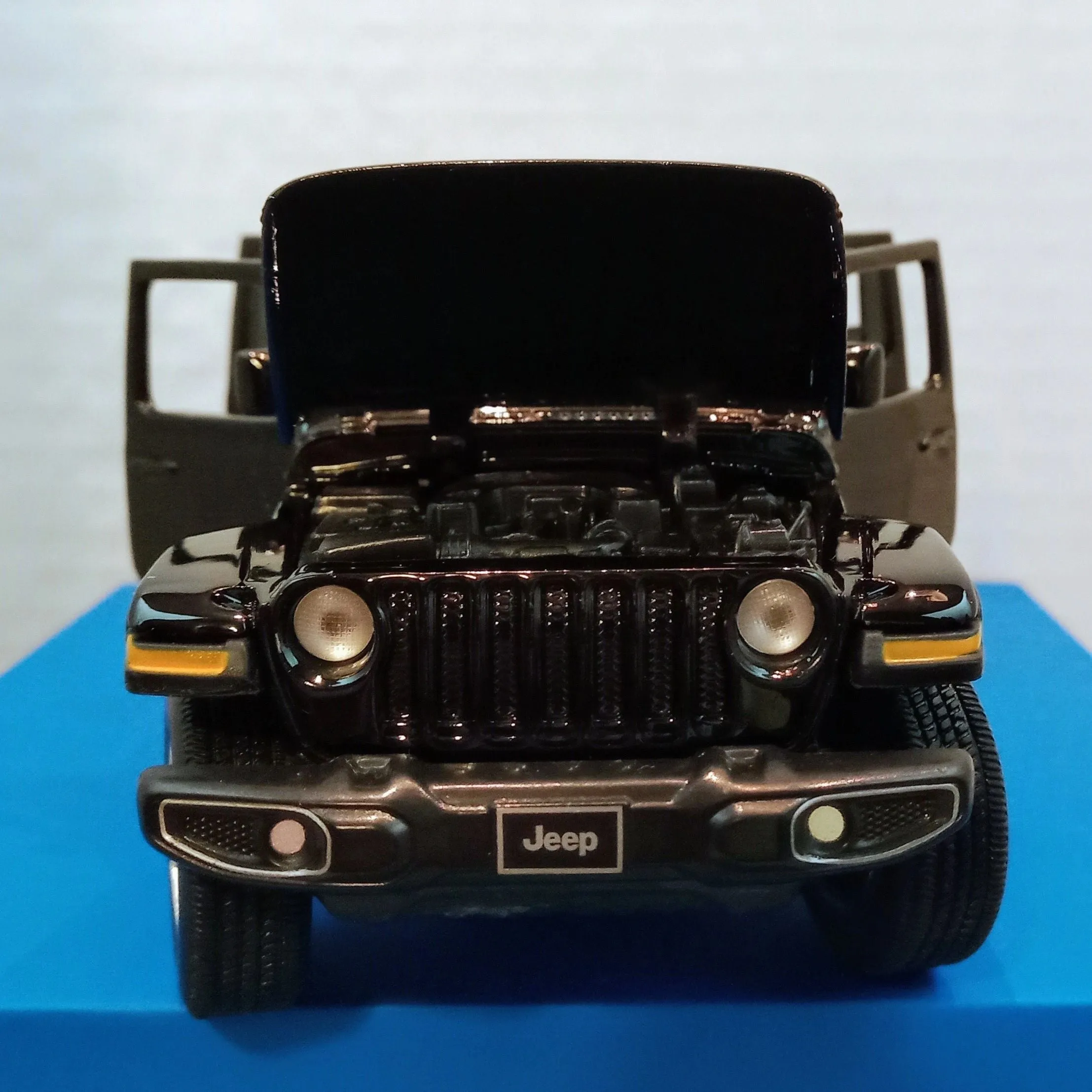 4 Door Jeep  Sahara