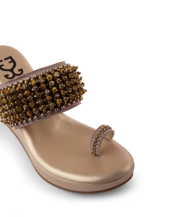 Bead-dazzled : Kolha Wedge - Kareena Kapoor Khan x Fizzy Goblet - Limited Edition