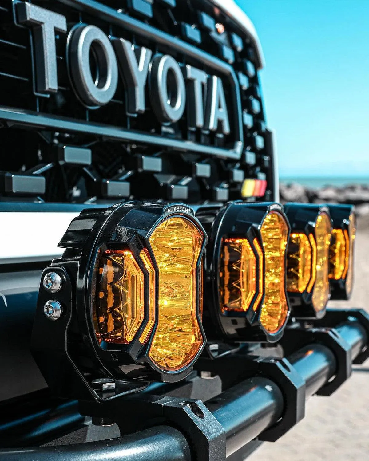 V-ULTRA Series | 5 Inch 172W LED Side Shooter Amber/White Pod Lights with Amber DRL