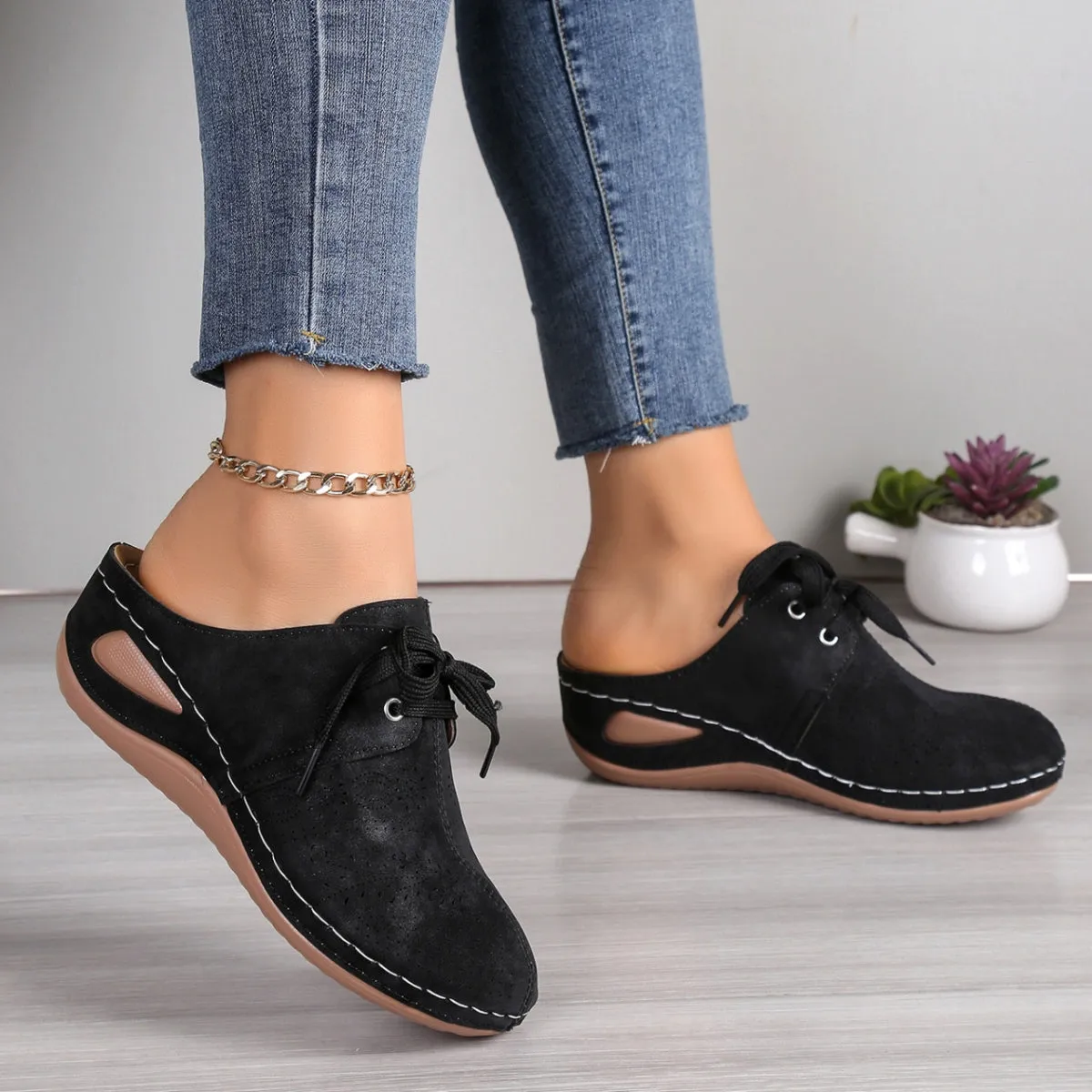 Women's Lace-Up Round Toe Wedge Sandals