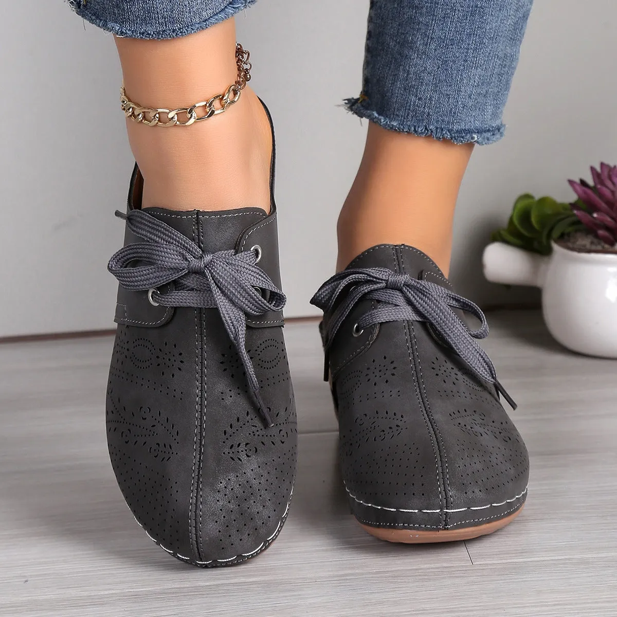 Women's Lace-Up Round Toe Wedge Sandals